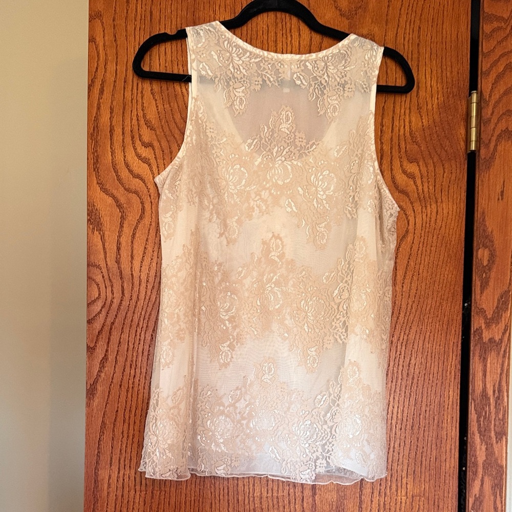 Studio Y Short Sleeve Top With La E Overlay And Beaded Neckline. Size L View 3